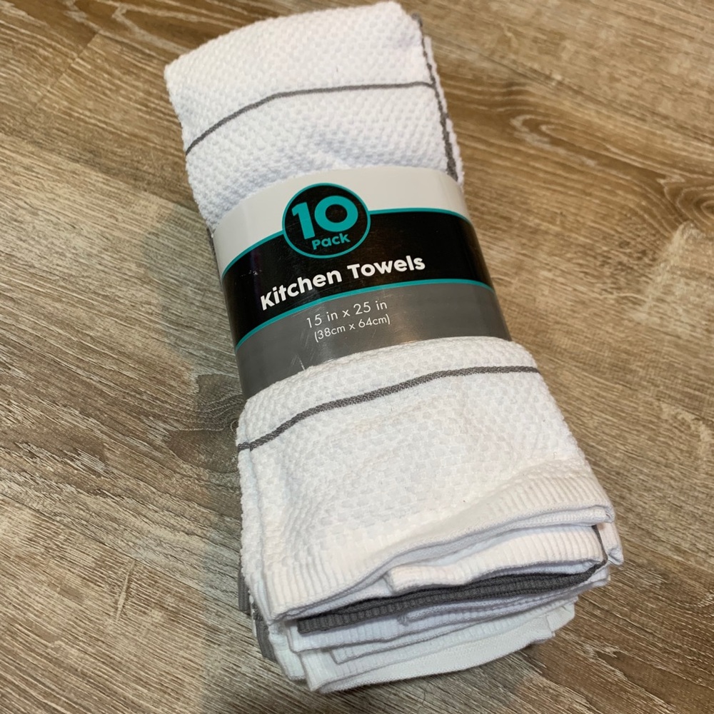Pack of Grey & White Kitchen Towels